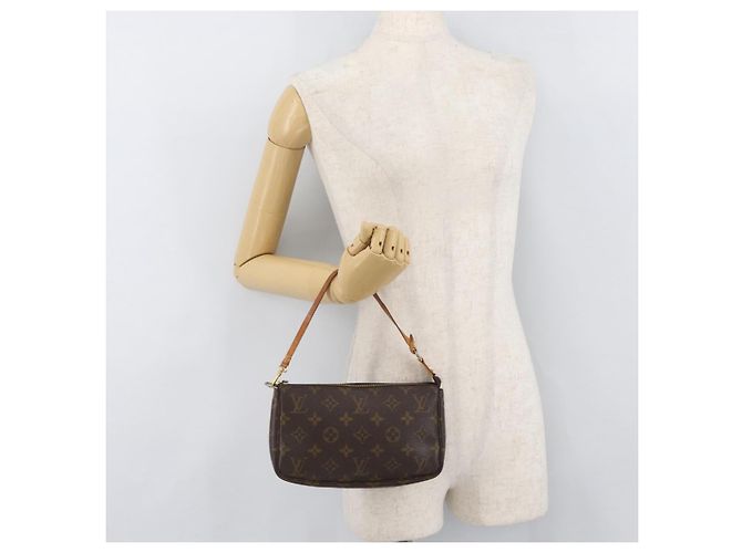 LOUIS VUITTON Pochette Accessori Monogram M51980 LV Auth YKZ372 Monogramma - vista 21