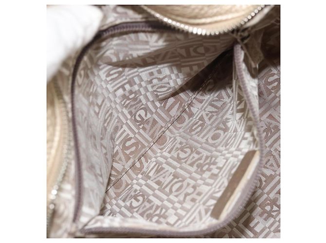 Borsa a mano in pelle Gancini Salvatore Ferragamo Champagne Oro Argento Auth BAZ863 - vista 24