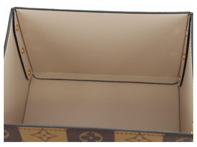 BOÎTE À BIJOUX MONOGRAM LOUIS VUITTON NIGO GI0718 LV Auth AMZ469SM Monogramme - vue 23