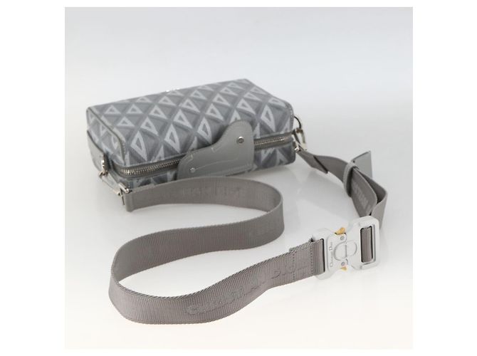Borsa a Spalla Rango 22 in Tela PVC Grigio Argento Christian Dior Auth 174428SAM Marrone - vista 8