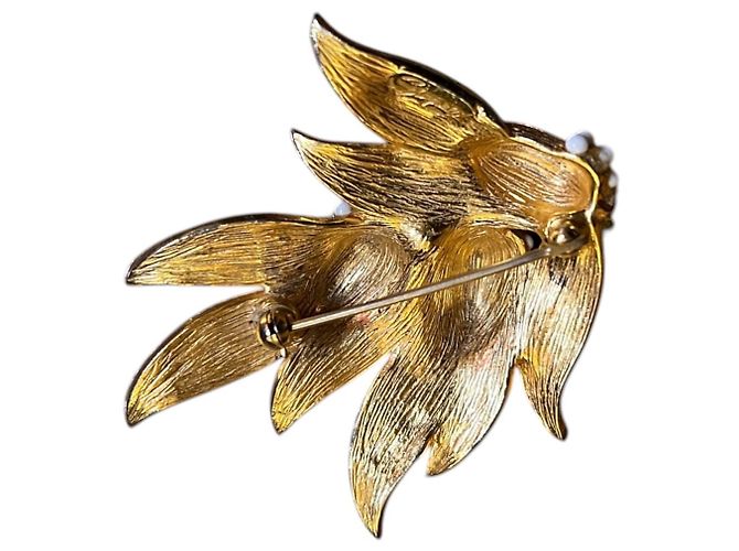 Spilla a forma di fiore dorato Schiaparelli - vista 5