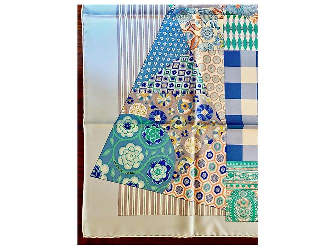 Hermès: Quadrato/Foulard "L'Arte del Sarasa" Nuovo con Etichetta Multicolore - vista 11