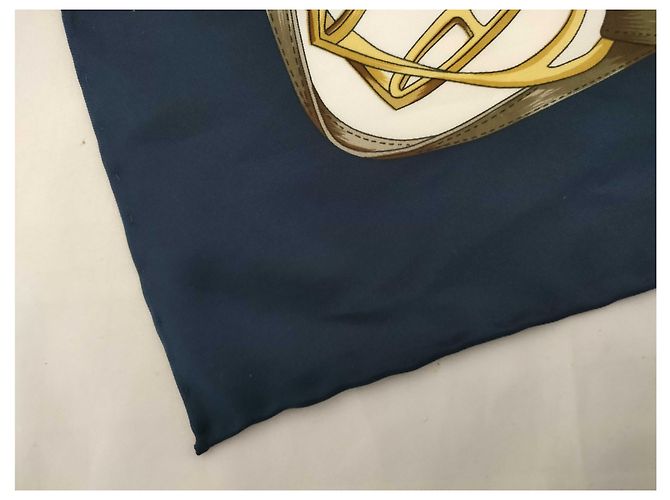 Hermès Carré 90 in seta multicolore Hermes 90 x 90 - vista 3