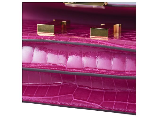Hermès Constance Elan in Coccodrillo Porosus Rosa Scheherazade con Finiture in Oro Fuschia - vista 7