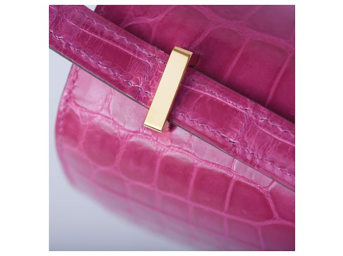 Hermès Constance Elan in Coccodrillo Porosus Rosa Scheherazade con Finiture in Oro Fuschia - vista 8