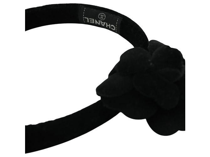 Timeless Chanel Fascia per Capelli in Velluto Nero Vintage con Camelia - vista 3