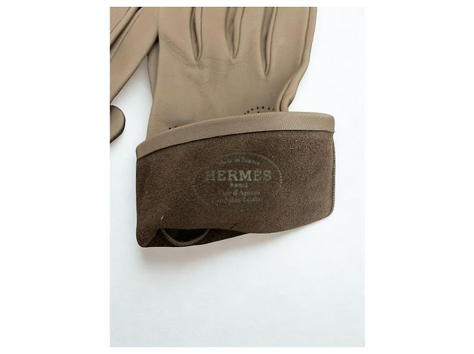 Hermès Taupe Perforierte Lederhandschuhe Größe 7 Beige - Ansicht 5