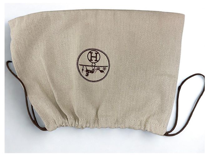 Hermès Taupe Perforierte Lederhandschuhe Größe 7 Beige - Ansicht 6