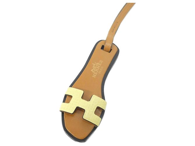 Charm Accessorio Nano Oran di Hermès Giallo - vista 2