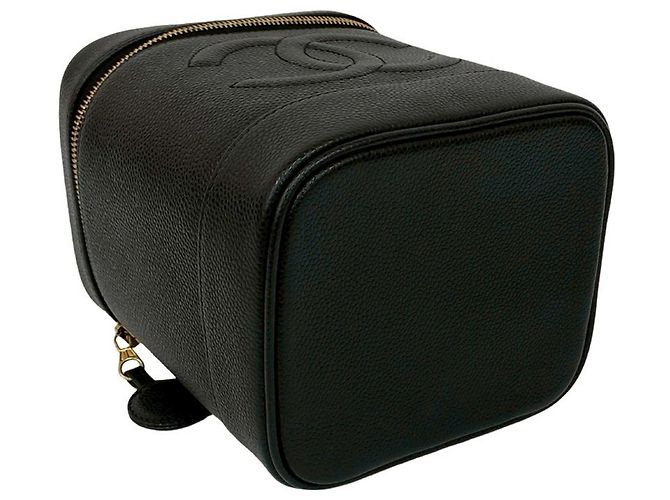 Vanity Beauty Case Caviar Nero CC di Chanel - vista 9