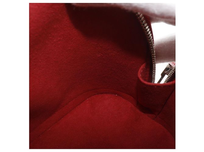 Louis Vuitton Alma BB in Epi Rosso - vista 5