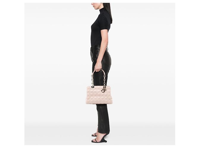 Borsa shopping Lady Dior in agnello marrone medio Cannage morbido con zip - vista 7