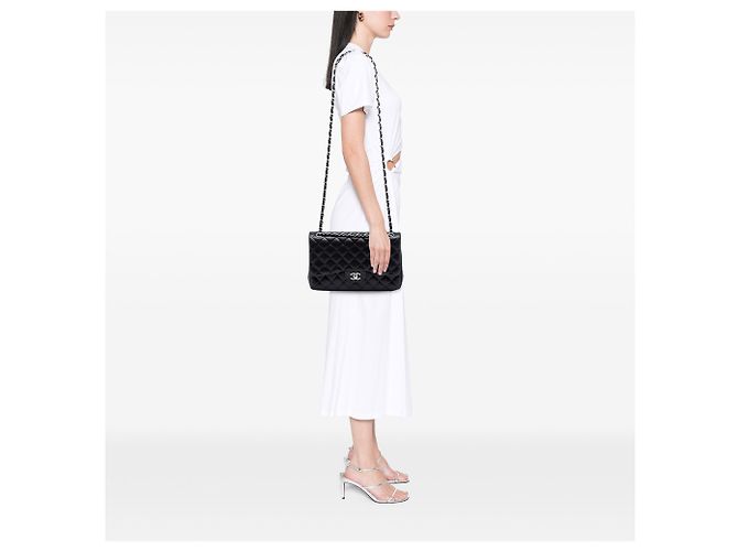 Chanel Nero Jumbo Classico in Pelle di Agnello Doppio Flap - vista 7