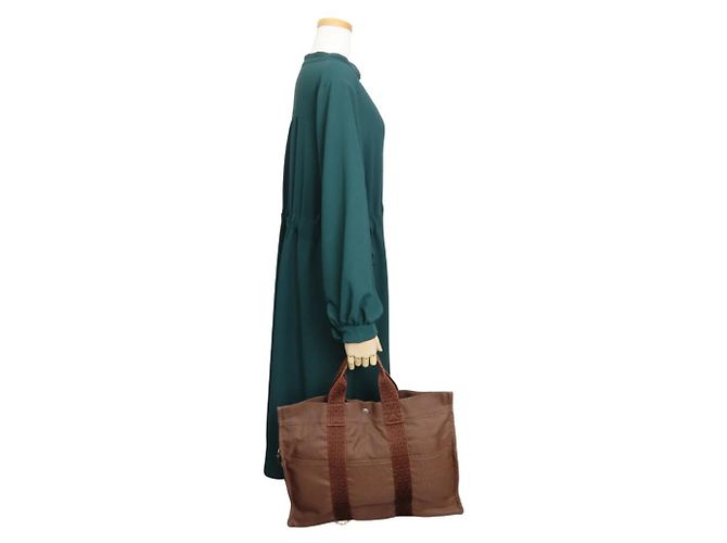 Borsa Tote Herline MM di Hermès Marrone - vista 23