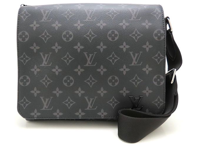 Borsa a spalla District PM Monogram Eclipse di Louis Vuitton Nero - vista 2