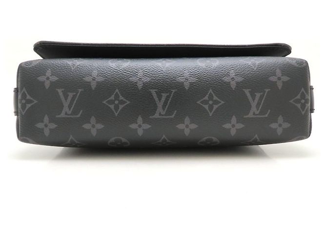 Borsa a spalla District PM Monogram Eclipse di Louis Vuitton Nero - vista 4