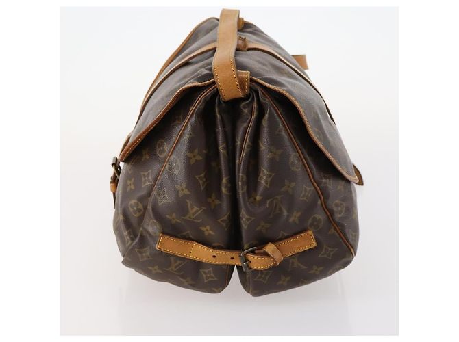 Louis Vuitton Saumur Monogram Canvas 35 Marrone - vista 3