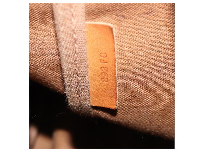 Louis Vuitton Saumur Monogram Canvas 35 Marrone - vista 7