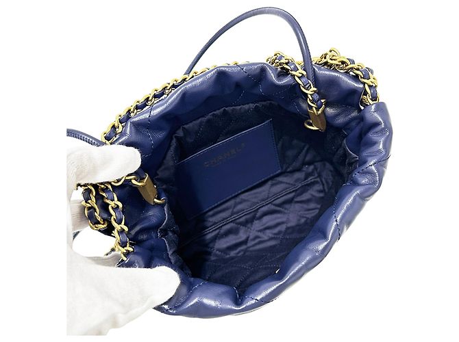 Borsa a spalla in pelle blu navy Chanel - vista 5