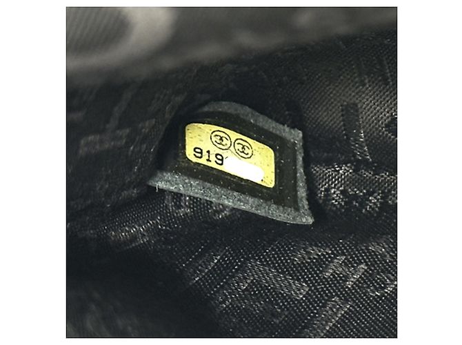 Timeless Borsa matelassé Chanel 2.55 Nero - vista 7