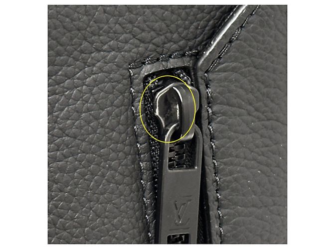 Borsa a Spalla Aerogram da Uomo Louis Vuitton Nero - vista 11