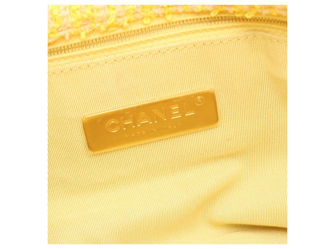 Borsa a Spalla Chanel 19 Matelassé Gialla Giallo - vista 7