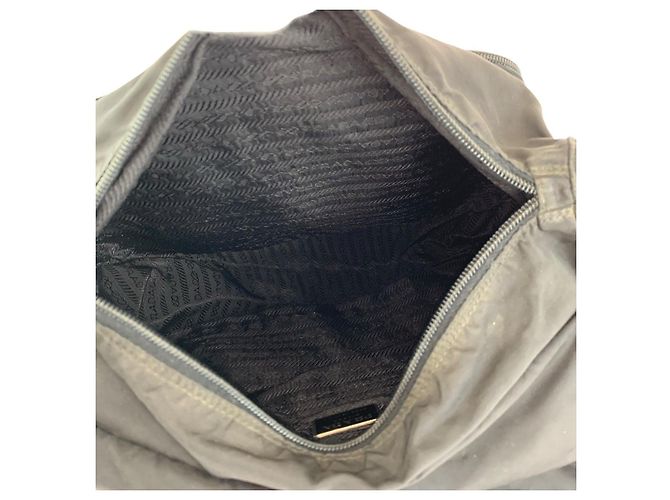Bolsa de ombro Prada em nylon tessuto com logo triangular Preto - vista 8