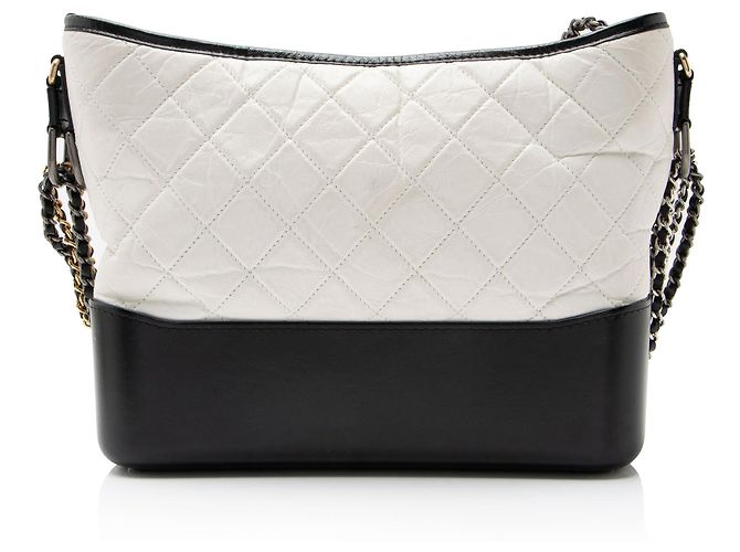 Chanel Gabrielle Médio Hobo em Couro de Bezerro Envelhecido Preto - vista 3