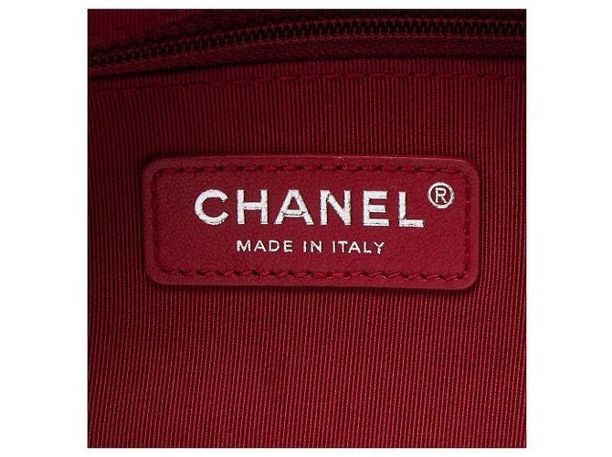 Chanel Gabrielle Médio Hobo em Couro de Bezerro Envelhecido Preto - vista 8