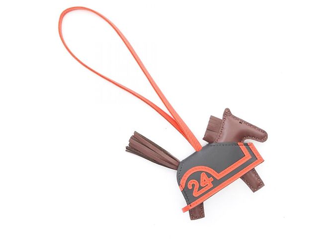 Pendente in pelle Rodeo PM di Hermès Marrone - vista 3