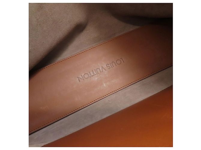 Borsa Tote Cabas East West di Louis Vuitton Marrone - vista 10