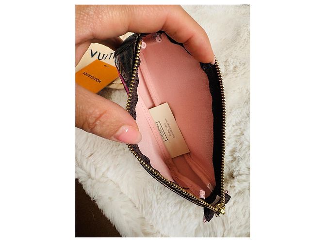 Vivienne Louis Vuitton Mini Pochette Accessori – Edizione Limitata Natale 2020 Marrone Rosa - vista 7