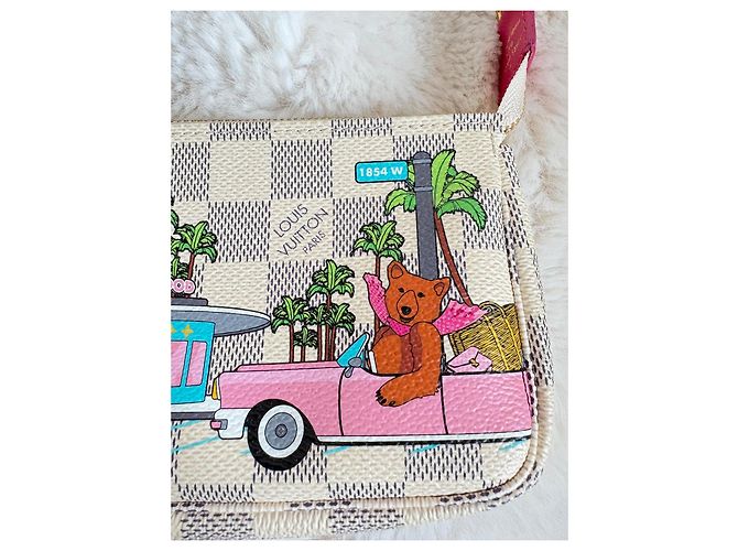 Louis Vuitton Mini Pochette Accessoires "Vivienne Hollywood" – Edizione Limitata Rosa Bianco - vista 4