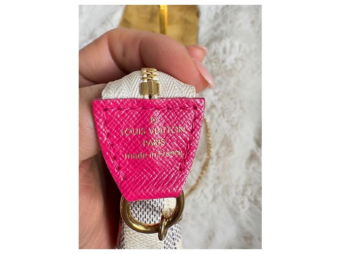 Louis Vuitton Mini Pochette Accessoires "Vivienne Hollywood" – Edizione Limitata Rosa Bianco - vista 6