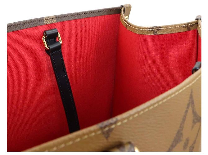 Borsa Onthego GM Monogram Gigante Louis Vuitton Monogramma - vista 9
