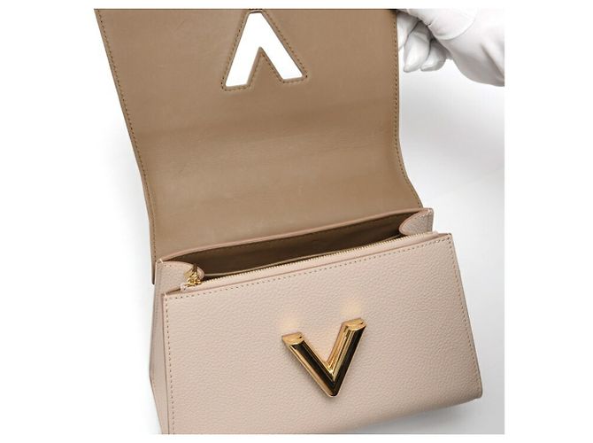 Borsa Twist a una maniglia PM Louis Vuitton Grigio - vista 6