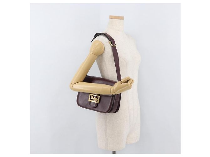 Borsa a spalla CÉLINE Carrozza in pelle Bordeaux Oro Auth 174318A D'oro Bordò - vista 26