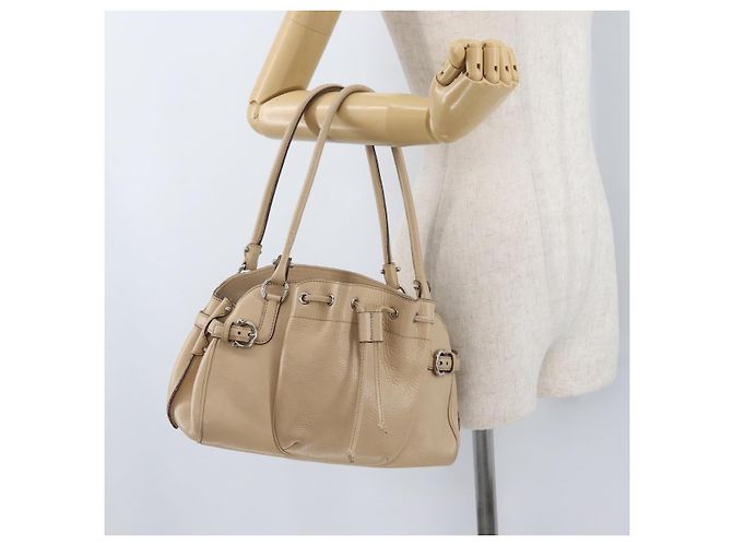 Borsa a mano Gancini in pelle beige e argento di Salvatore Ferragamo Auth hk3582 - vista 25