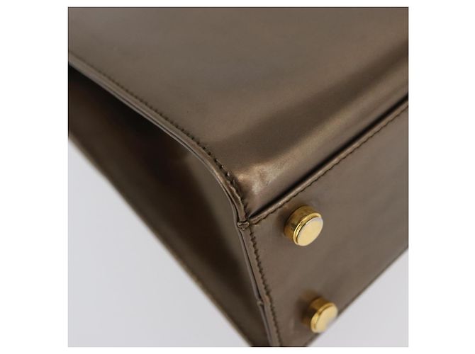 Salvatore Ferragamo Borsa a mano Gancini in pelle verniciata marrone e oro Auth hk3581 D'oro - vista 12