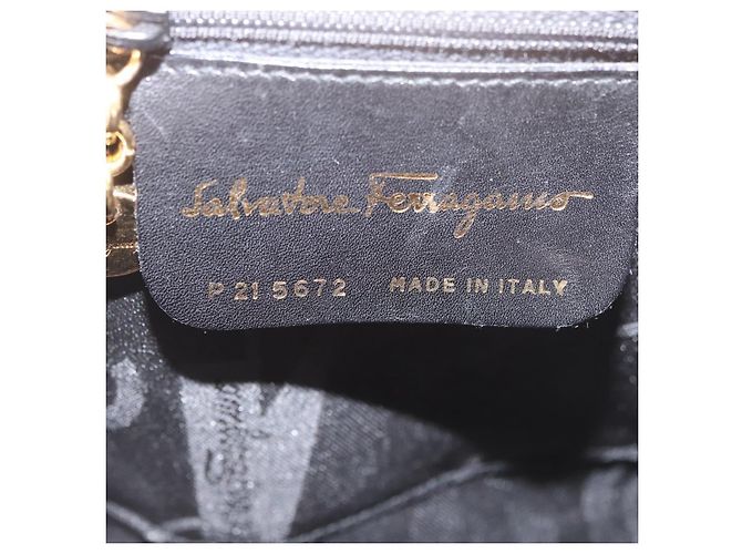 Salvatore Ferragamo Borsa a mano Gancini in pelle verniciata marrone e oro Auth hk3581 D'oro - vista 14