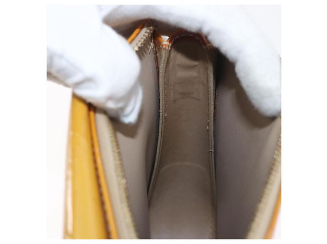 LOUIS VUITTON Bolsa de Accesorios Motto Monogram Vernis Beige M91136 LV Auth INZ016 - vista 20
