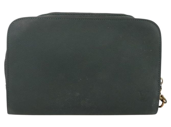 LOUIS VUITTON Pochette Baikal Taiga Épicea M30184 LV Auth 174736 - vista 2
