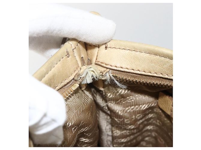 PRADA Borsa a Mano in Pelle 2 in 1 Beige Oro Auth 174345 D'oro - vista 24