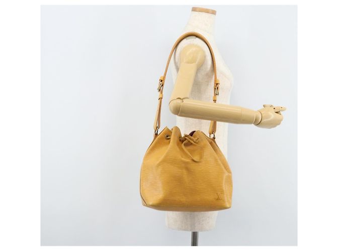 Noe LOUIS VUITTON Borsa a Spalla Petit Noé Epi Gialla M44109 LV Auth ARZ759 Giallo - vista 20