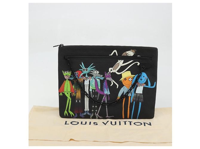 LOUIS VUITTON Taurillon Clemence LV Friend Pochette A4 Nera M80147 Auth YKZ1165SAM Nero - vista 23