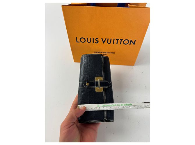 Vintage Louis Vuitton Leather wallet Black - view 11