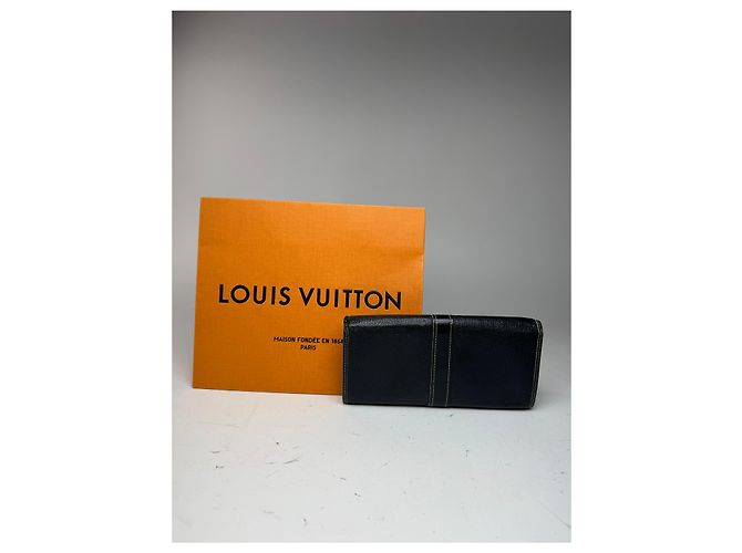 Vintage Louis Vuitton Leather wallet Black - view 8