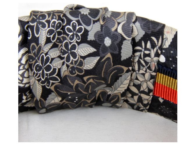 Hermès HERMES Fascia per Capelli in Seta Elsa Bloom in Nero - vista 5