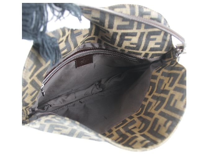 Borsa a Spalla Mamma Bucket Zucca di Fendi Marrone Cachi - vista 12
