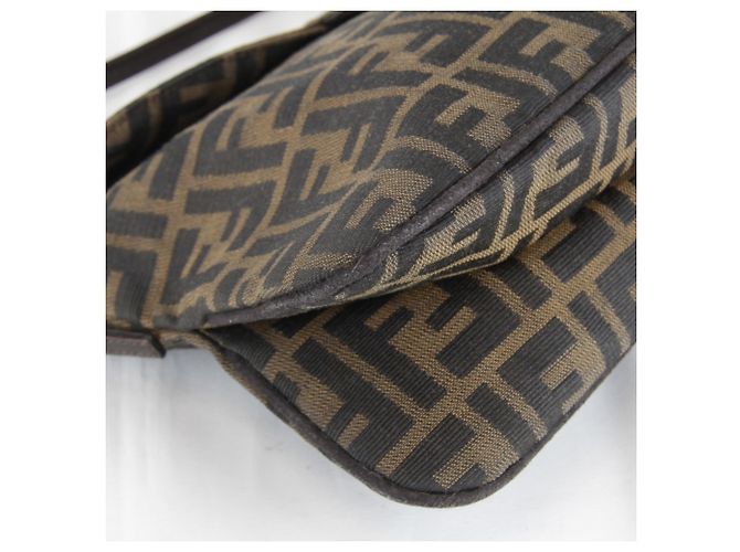Borsa a Spalla Mamma Bucket Zucca di Fendi Marrone Cachi - vista 6